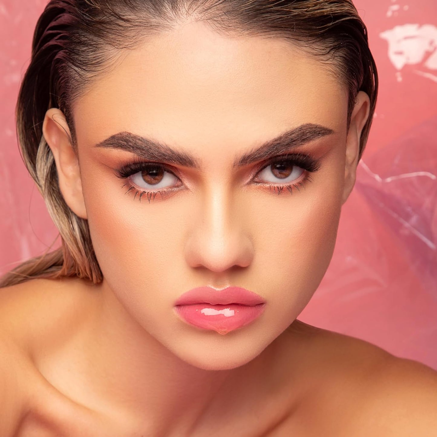 pink UP cosmetics Magic Lip Oil PH con ácido hialurónico