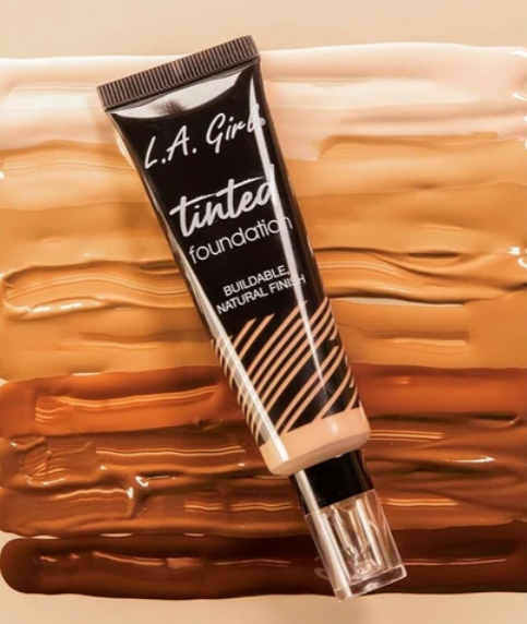 L.A Girl Tinted Foundation Buildable Natural Finish Tono Tan 761